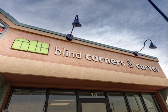 Hunter Douglas Dealer Image